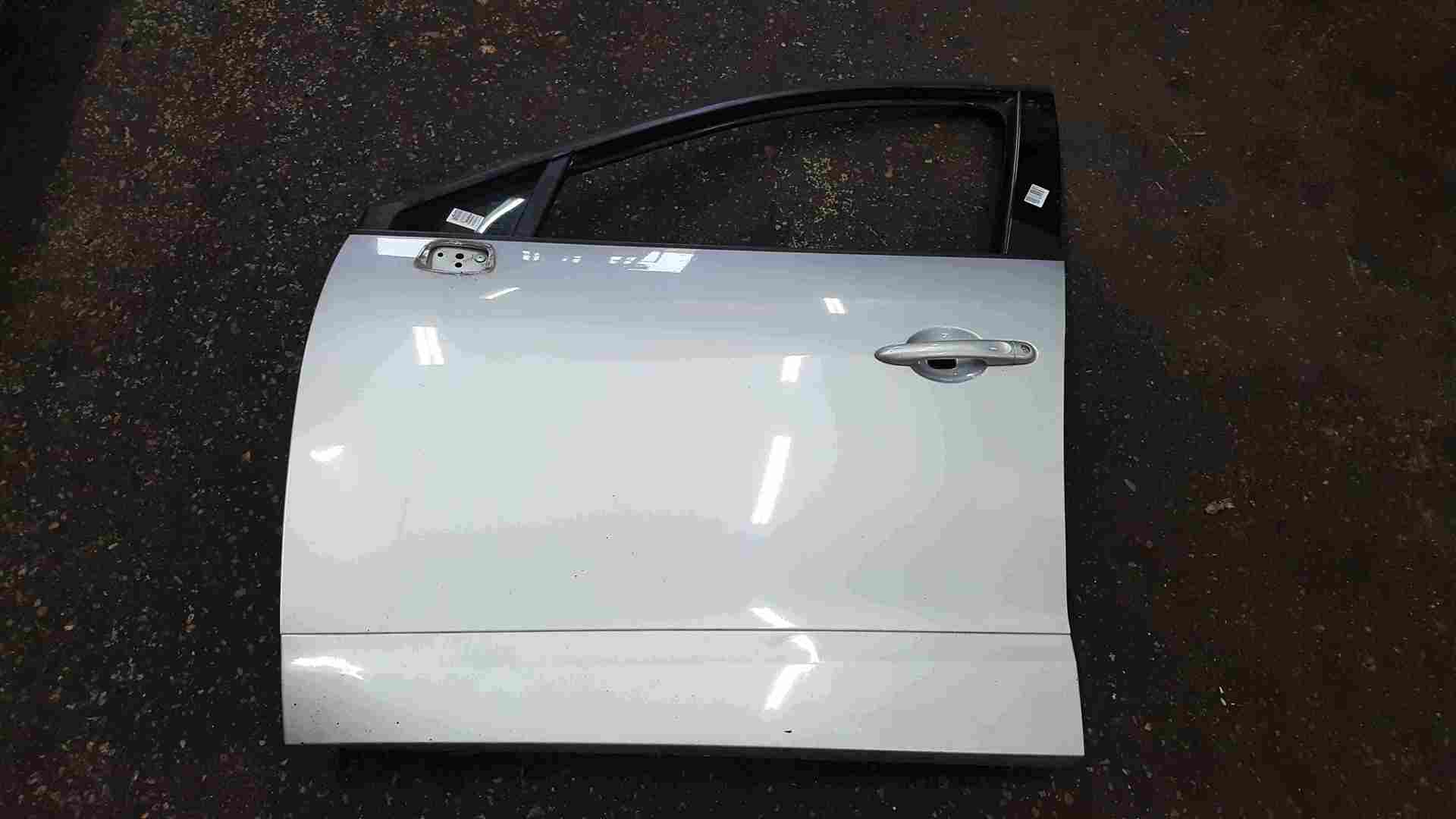 Thumb 3 Renault Grand Scenic MK3 2009-2016 Passenger NSF Front Door Silver TED69