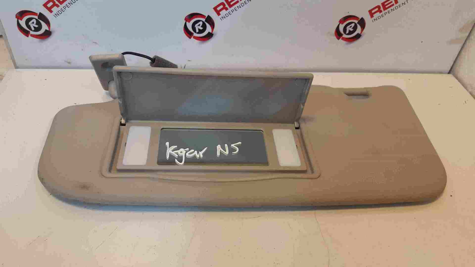 Thumb 2 Renault Kadjar 2015-2018 Passenger NS Sun Visor