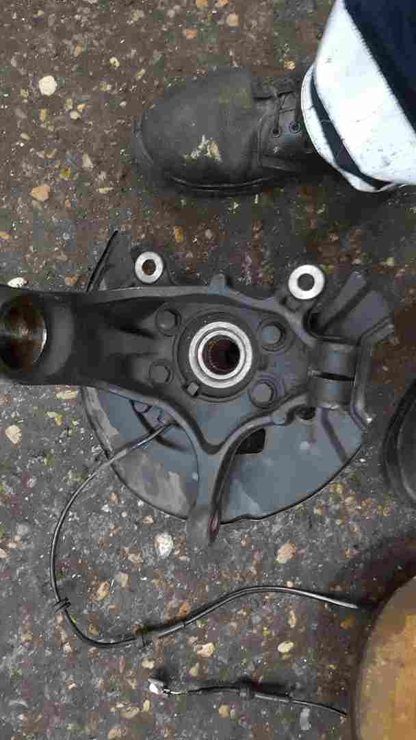 Renault Kadjar 2015-2021 1.5 DCi Drivers OSF Front Wheel Hub Bearing ABS manual