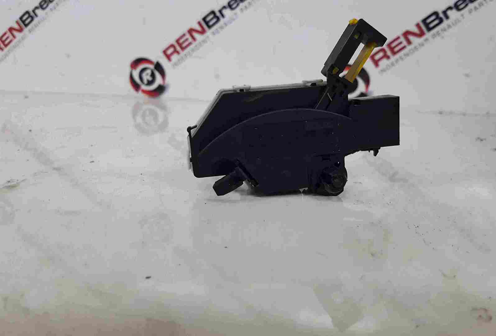 Thumb 2 Renault Kadjar 2015-2021 Clutch Position Sensor 8200666173