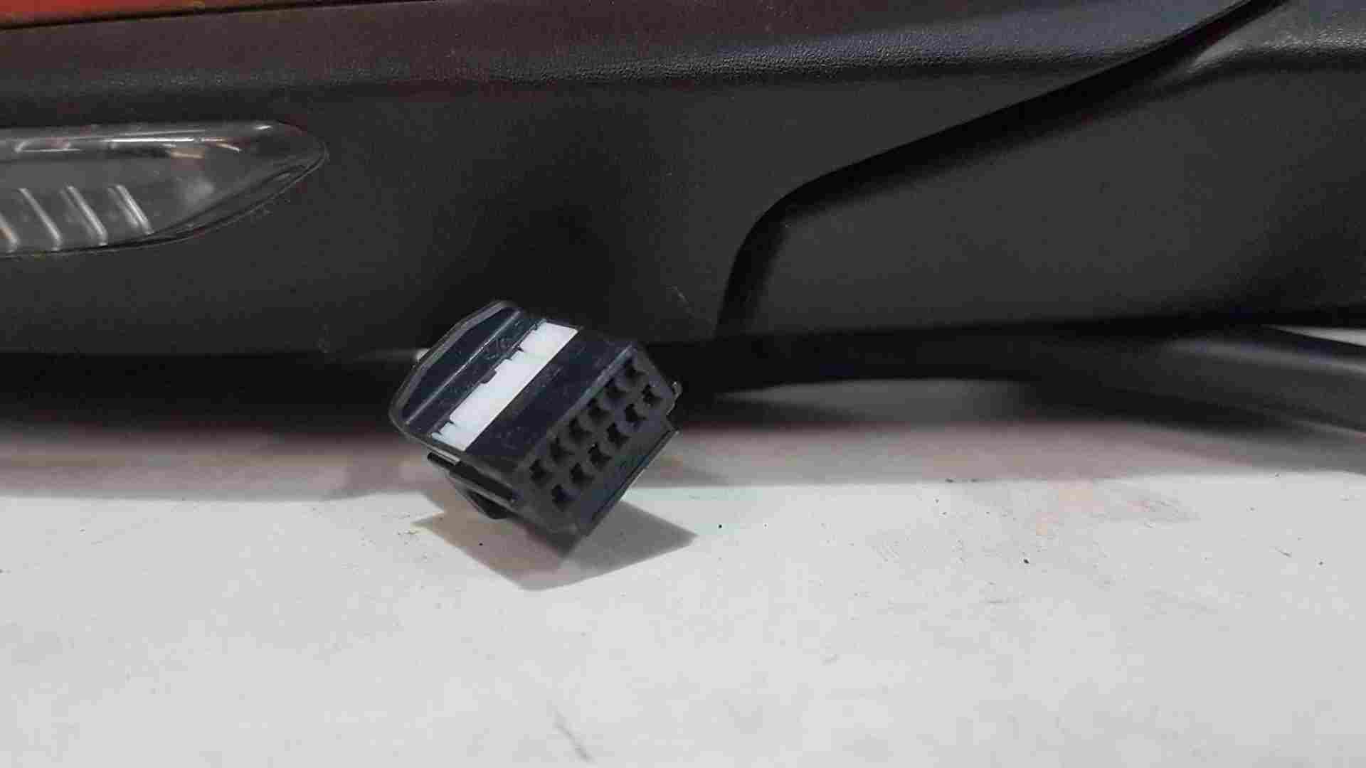Thumb 5 Renault Kadjar 2015-2021 Driver OSF Wing Mirror Power Fold RED Tennp