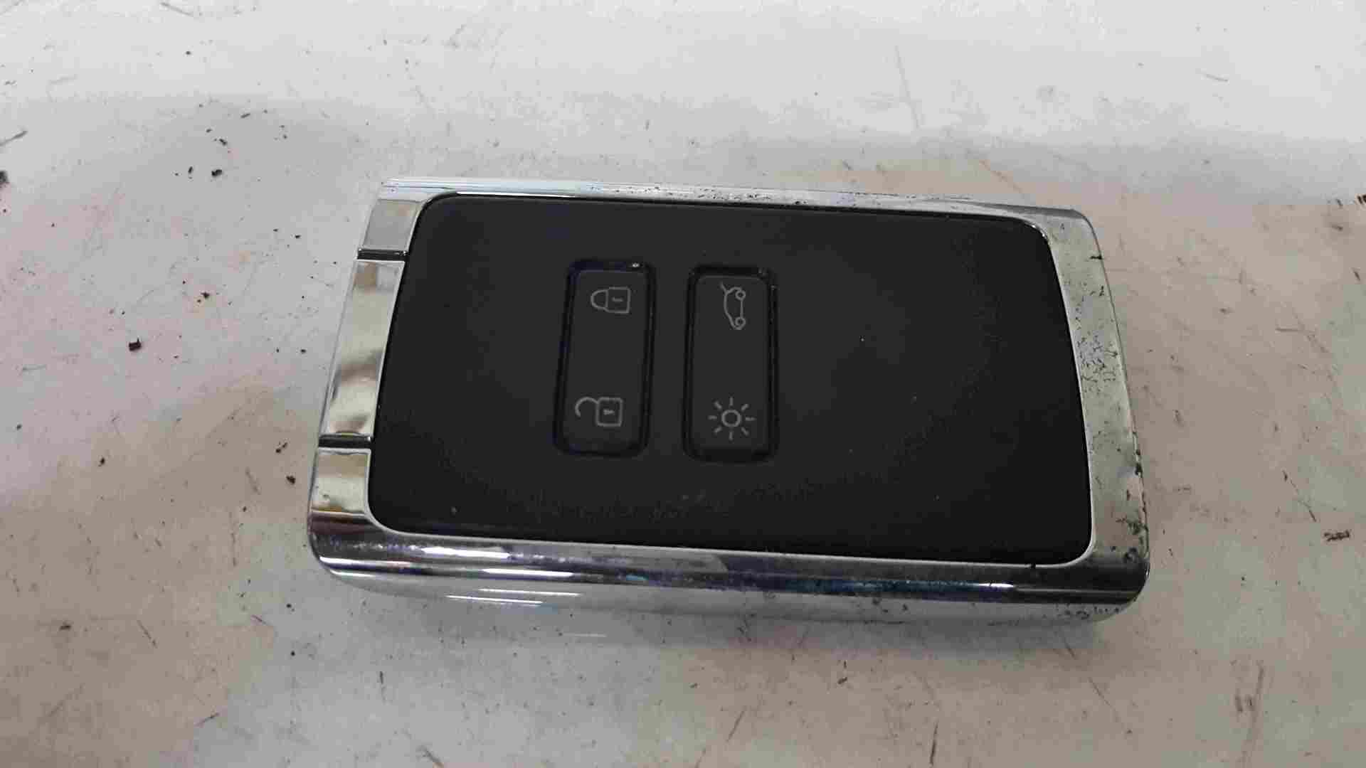 Thumb 4 Renault Kadjar 2015-2021 Key Card Case