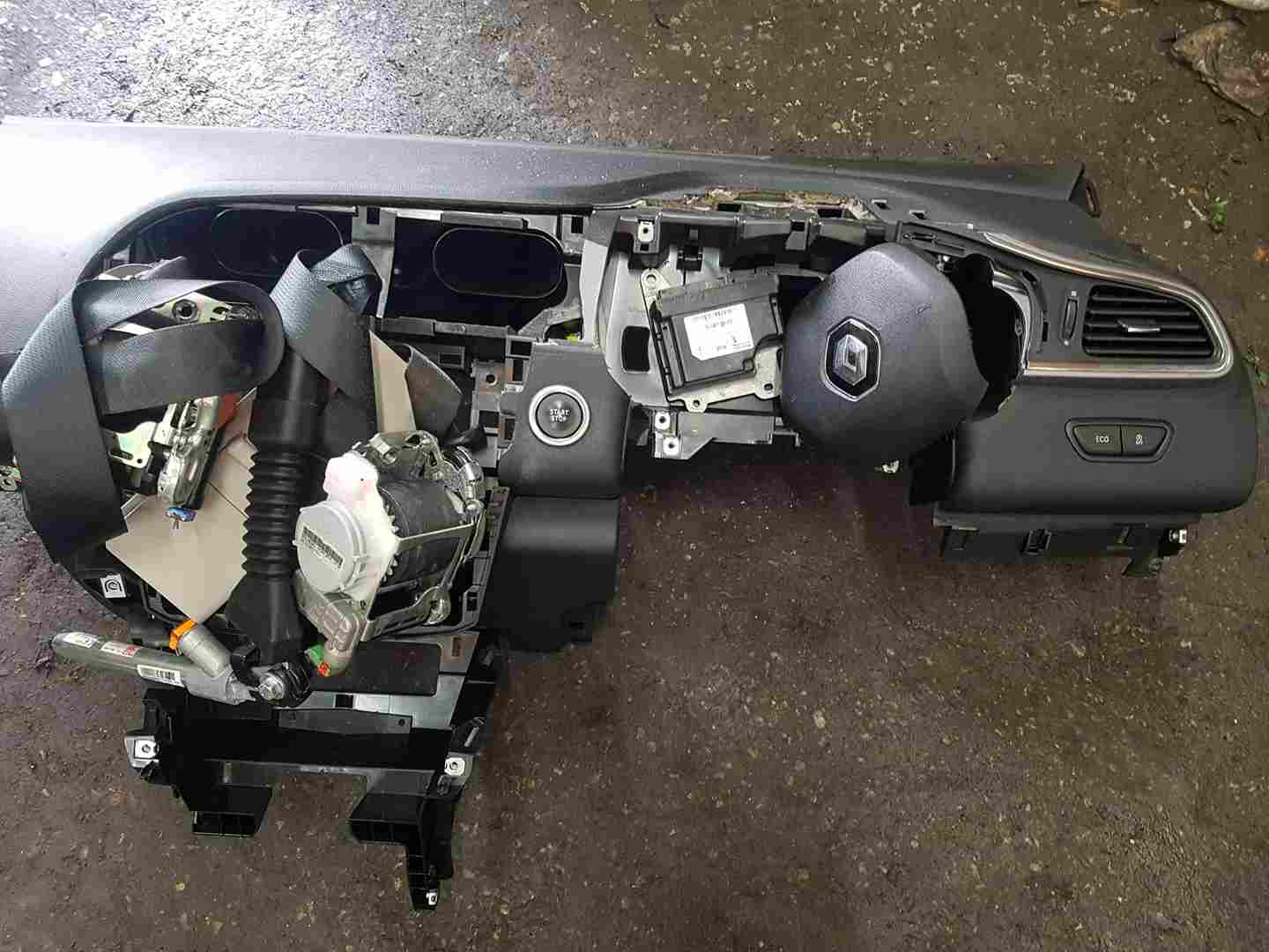 Thumb 4 Renault Kadjar 2015-2021 Main Dashboard Airbag KIT Seat Belts Module 985102271R