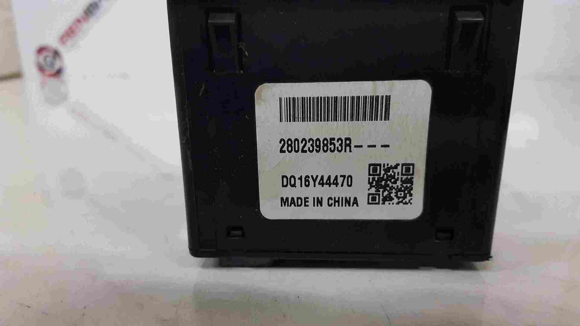 Thumb 2 Renault Kadjar 2015-2021 USB Ports AUX 280239853R