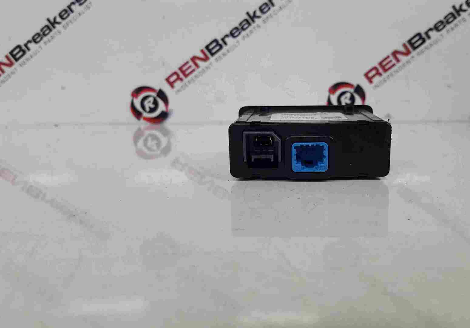 Renault Kadjar 2015-2021 USB Ports AUX 280239853R