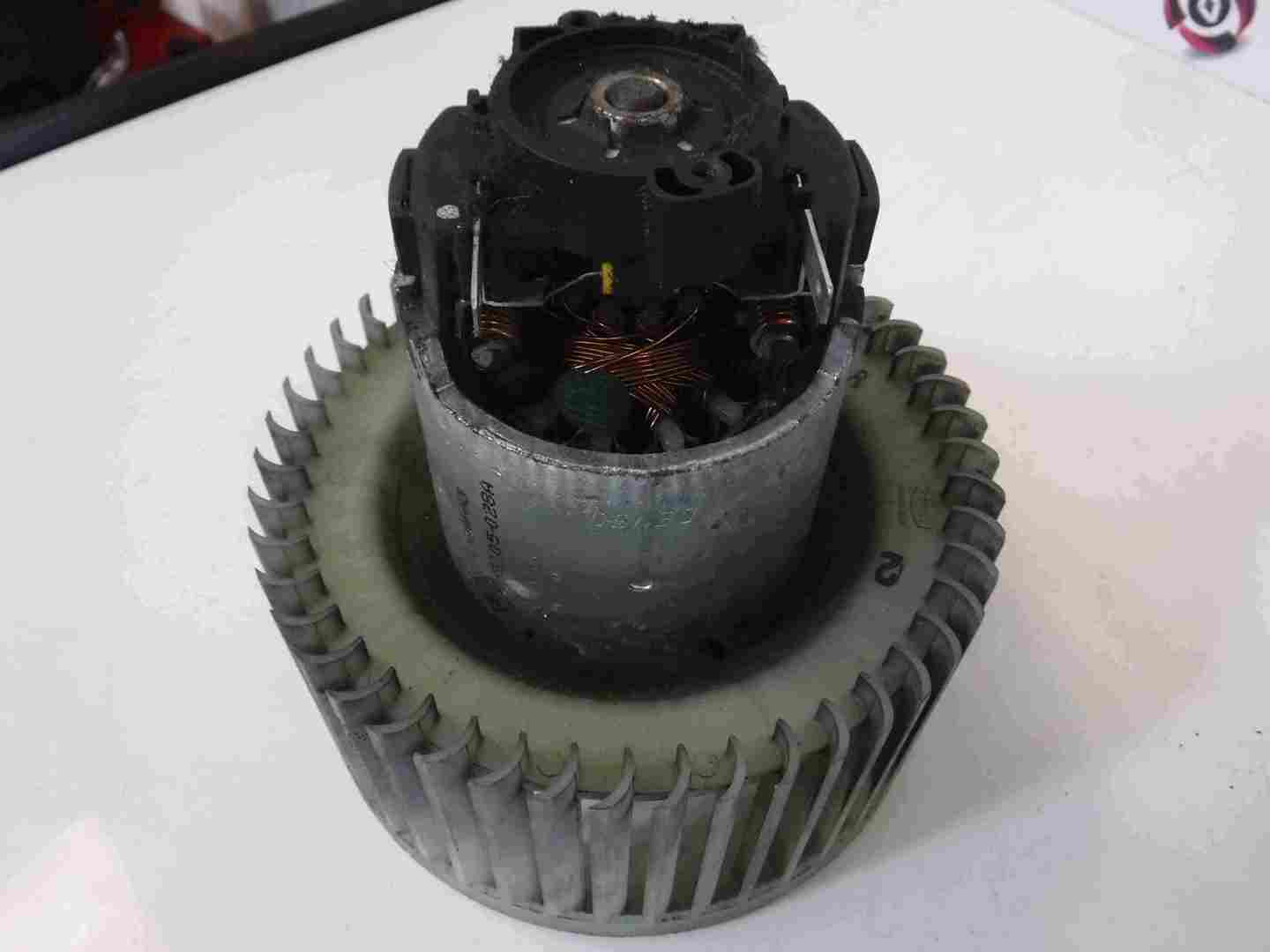 Renault Kangoo 1993-2003 Heater Blower Motor Fan 7737013102 959705028
