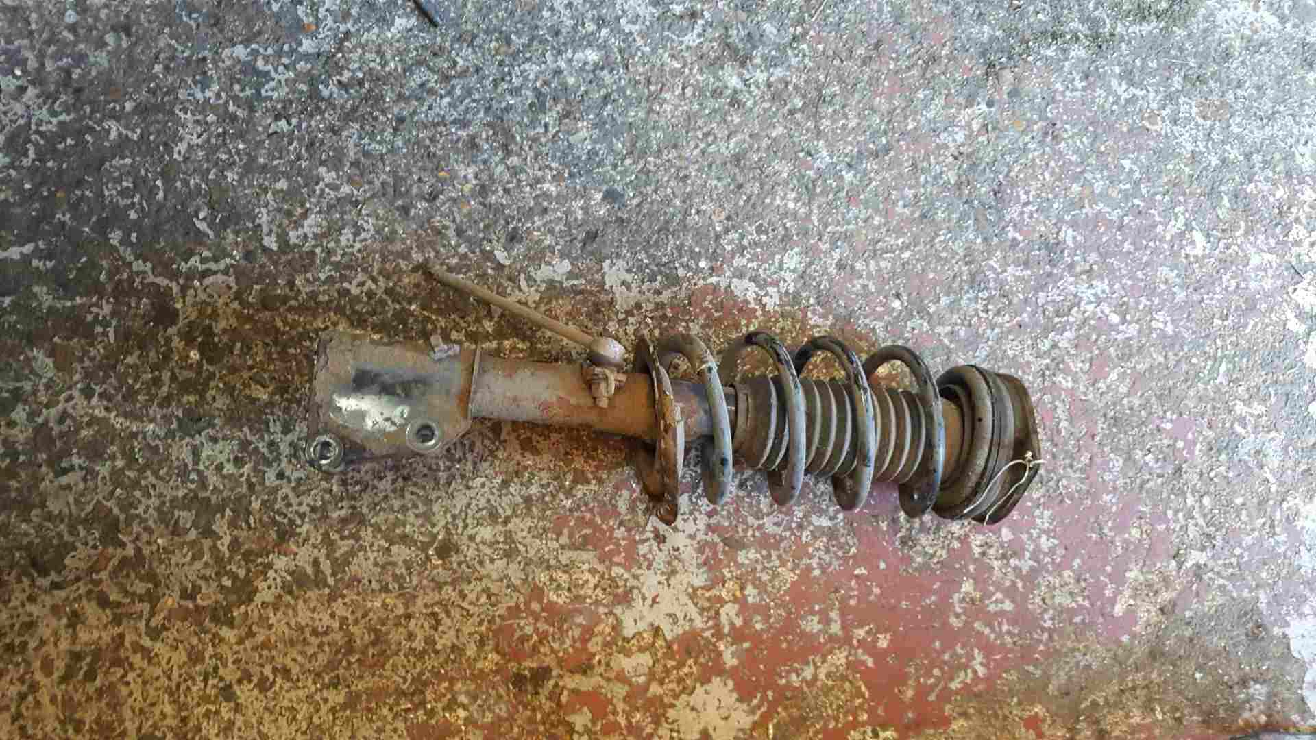 Thumb 2 Renault Kangoo 2007-2017 1.5 DCi Drivers OSF Front Spring Strut Leg