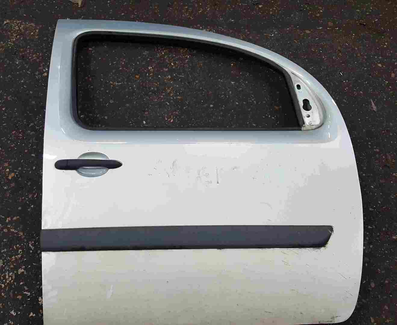 Renault Kangoo 2007-2017 Drivers OSF Front Door Silver TEB64