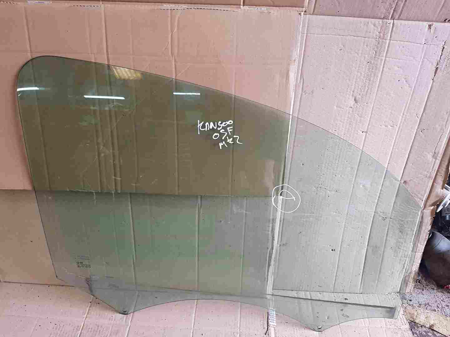 Renault Kangoo 2007-2017 Drivers OSF Front Door Window Glass