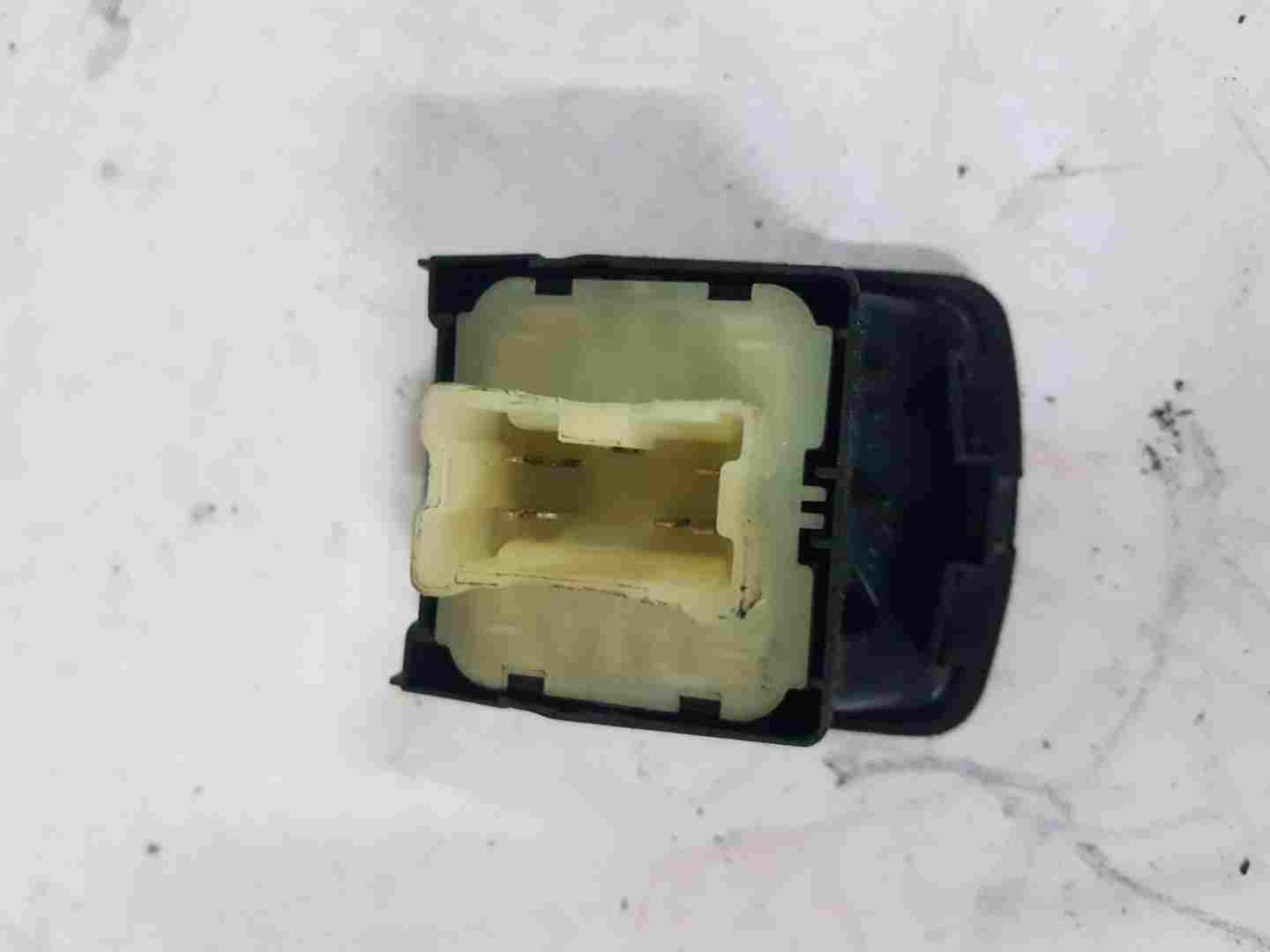 Renault Kangoo 2007-2017 Drivers OSF Front Window Switch