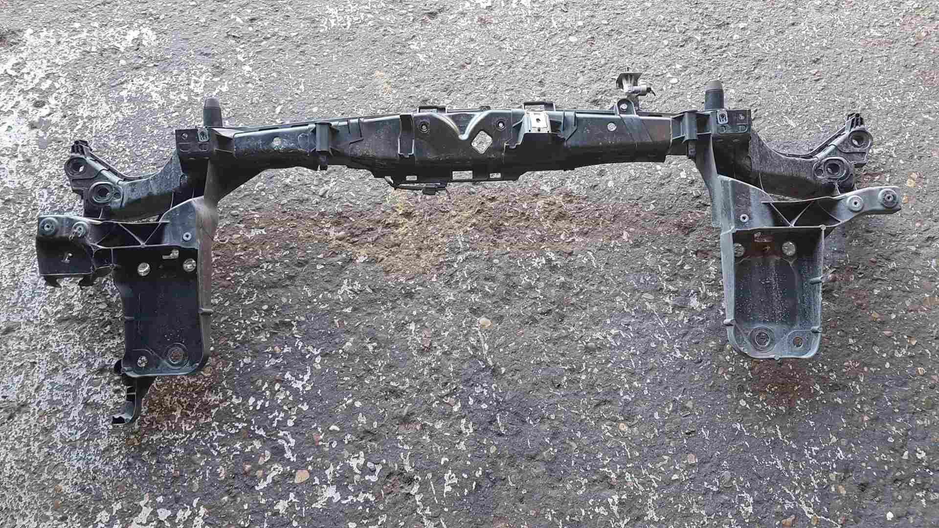 Thumb 3 Renault Kangoo 2007-2017 Front Radiator Slam Panel TOP 8201130847