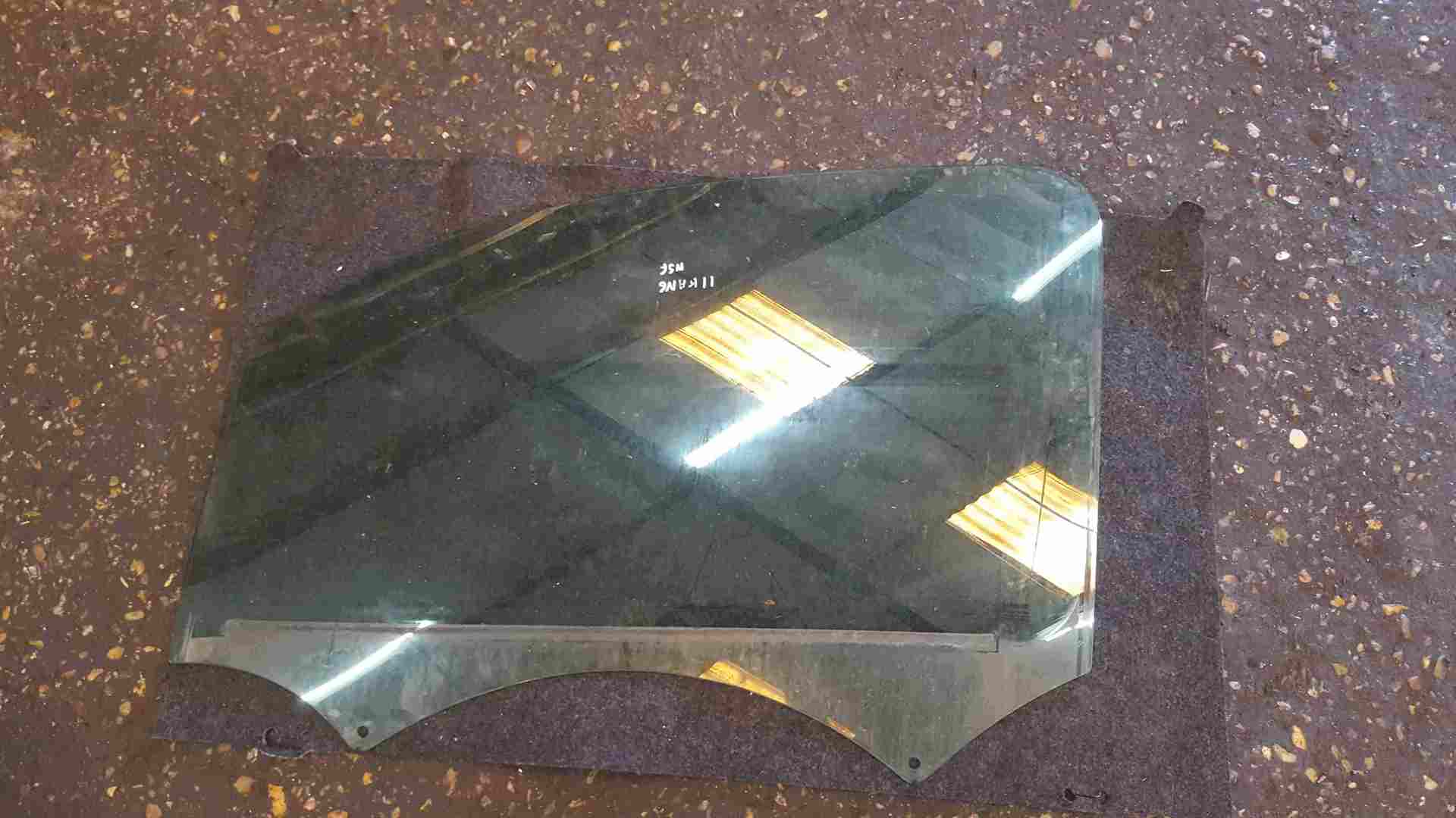 Renault Kangoo 2007-2017 Passenger NSF Front Window Glass