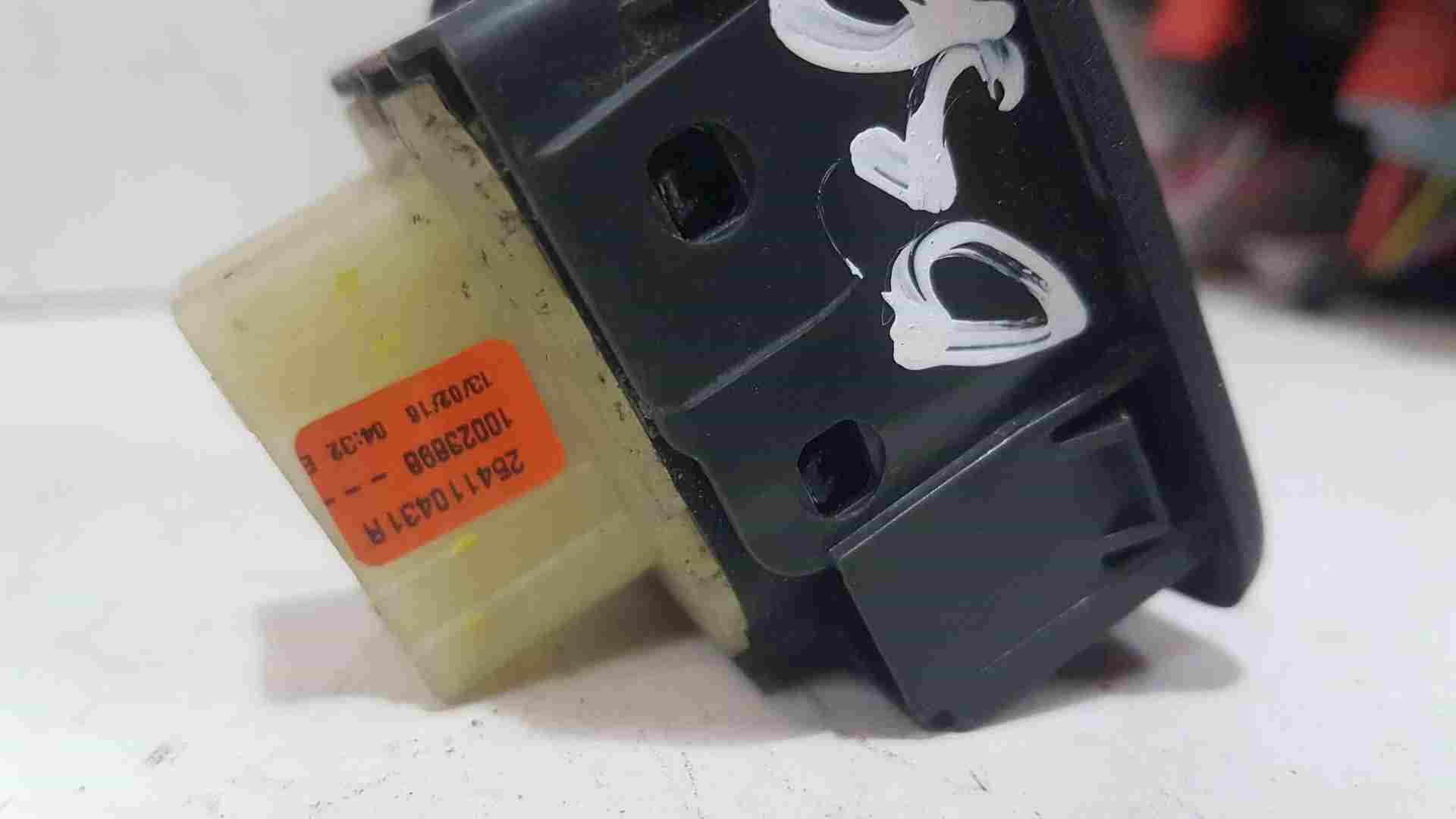 Thumb 4 Renault Kangoo MK2 2013-2017 Drivers OSF Front Window Switch Panel  254110431R