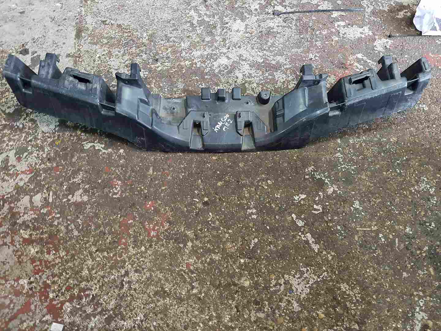 Thumb 3 Renault Kangoo MK2 2013-2017 Front TOP Grill 809603707r