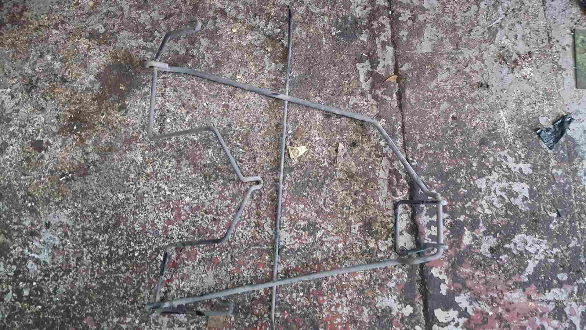 Thumb 2 Renault Kangoo MK2 2013-2017 Spare Wheel Cradle Cage Holder