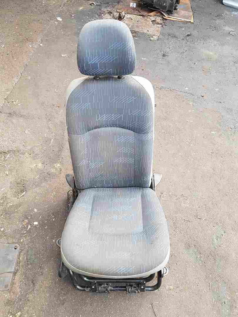 Thumb 3 Renault Kangoo VAN 2003-2007 Passenger Folding Chiair NSF