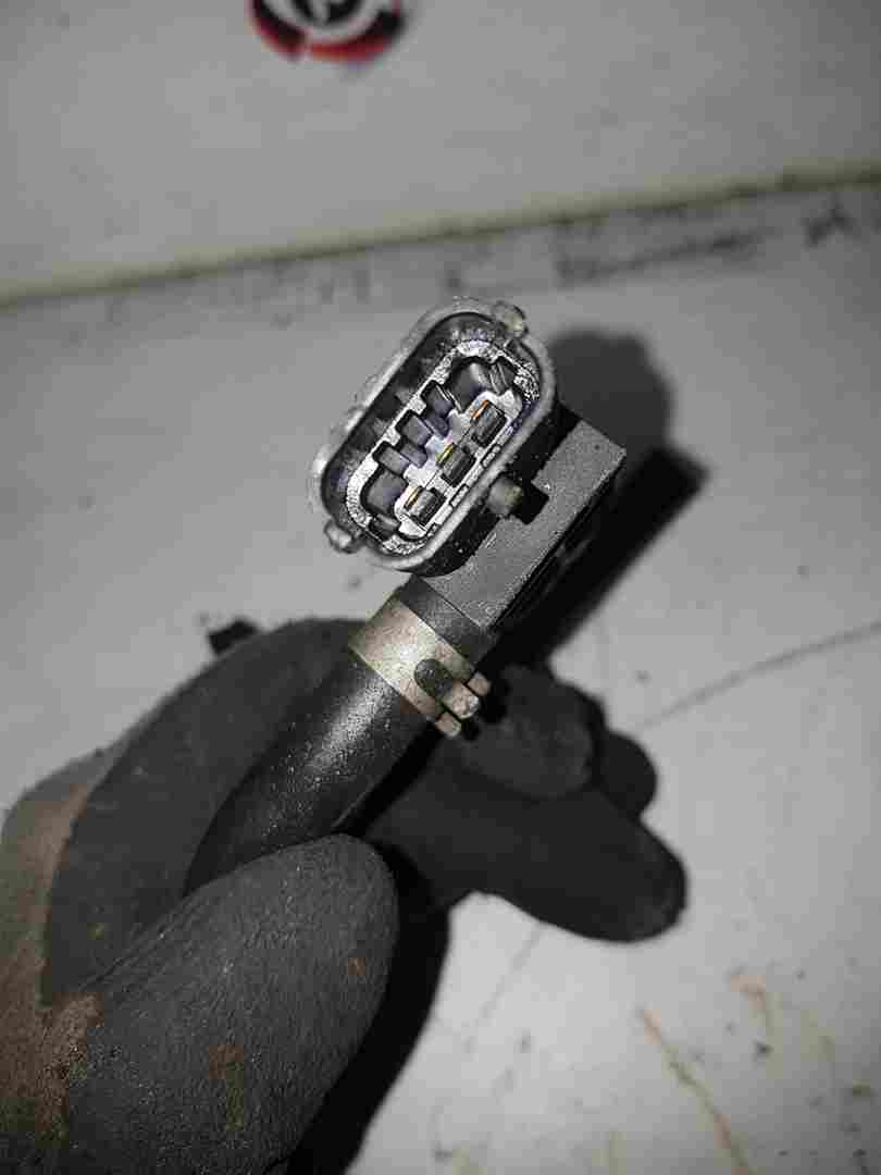 Thumb 2 Renault Koleos 2008-2010 Exhaust Pressure Sensor  8200469905