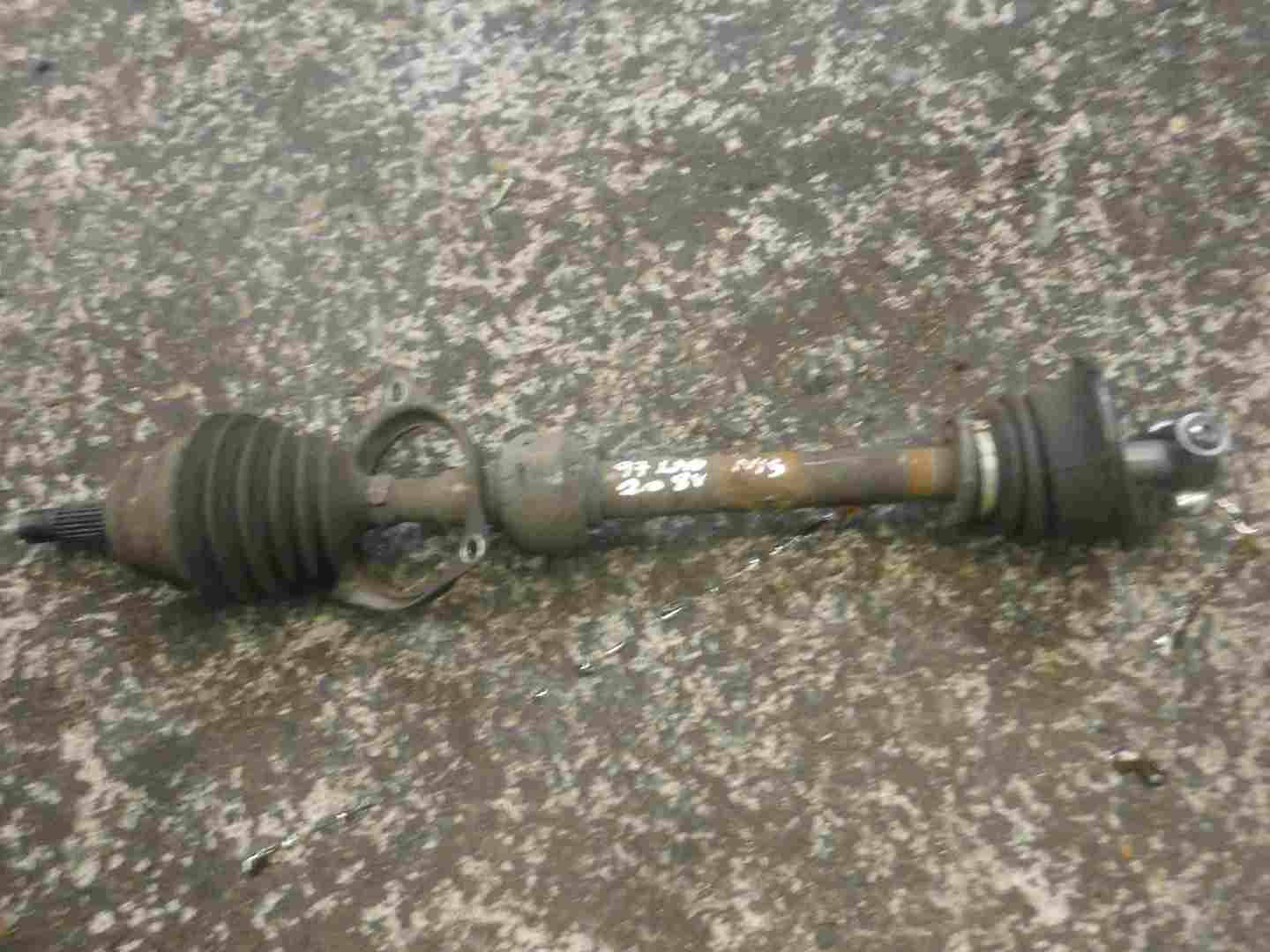 Renault Laguna 1993-1999 2.0 8v Passenger NSF Front Driveshaft