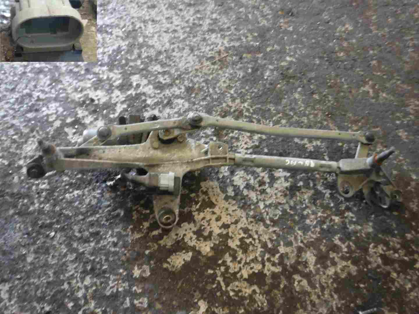 Renault Laguna 1993-1999 Windscreen Wiper Motor   Linkage 53549202