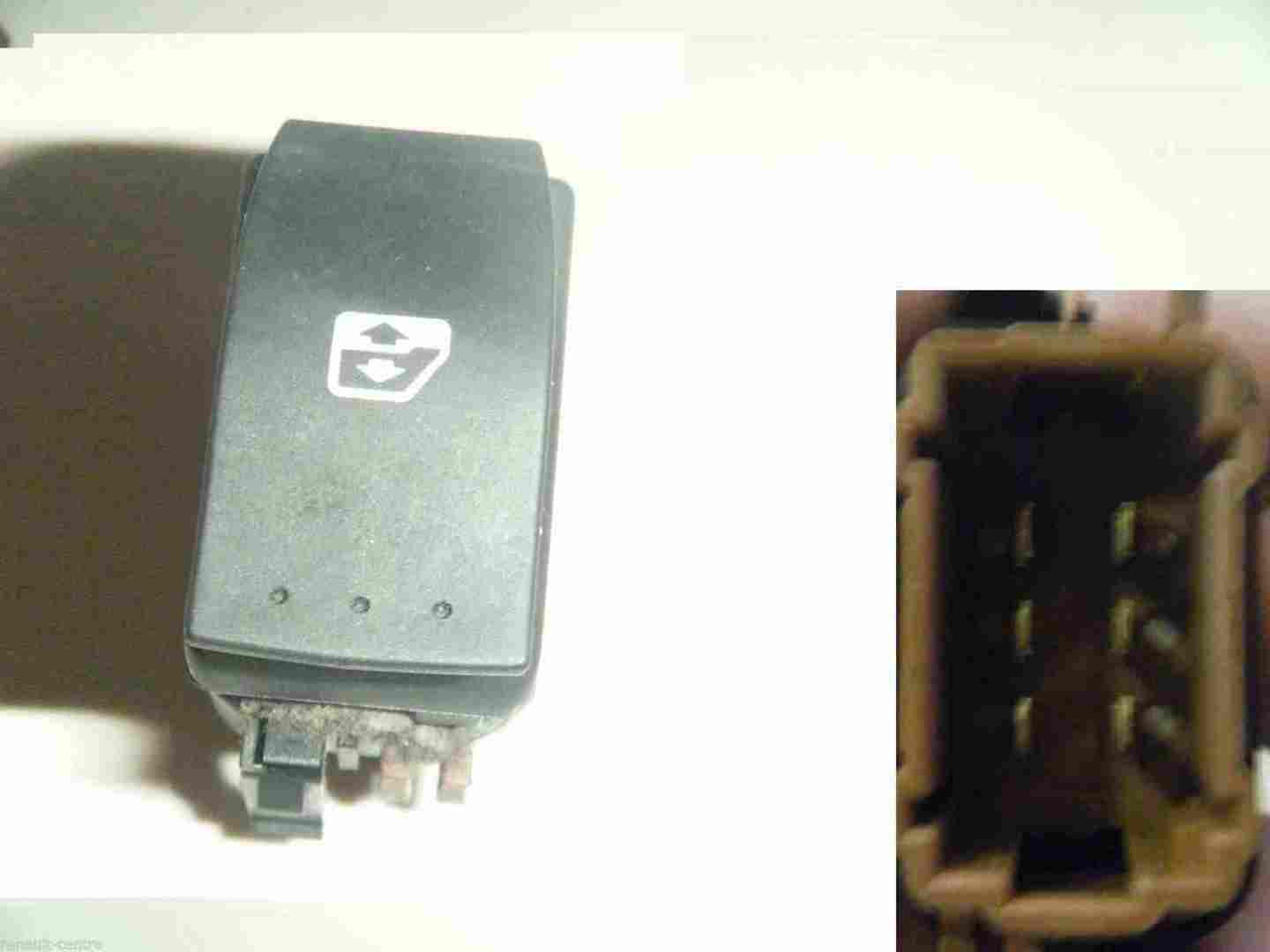 Renault Laguna 2001-2005 Passenger Drivers OSR NSR Rear Electric Window Switch