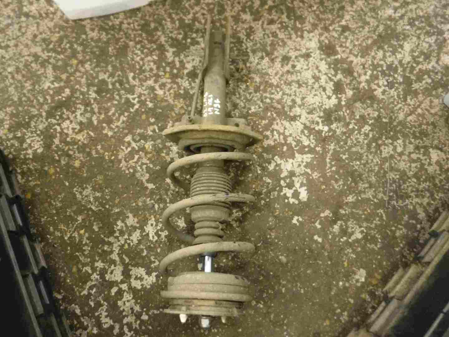 Renault Laguna 2001-2005 1.9 dCi Front Shock Spring Suspension Leg