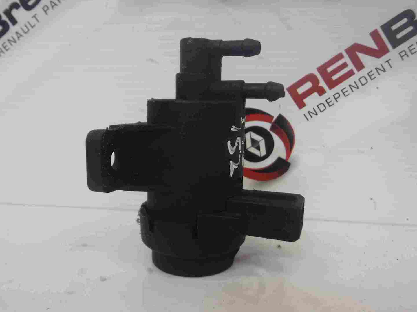 Renault Trafic 2001-2005 1.9 dCi Turbo Pressure Solenoid Valve 7700113071