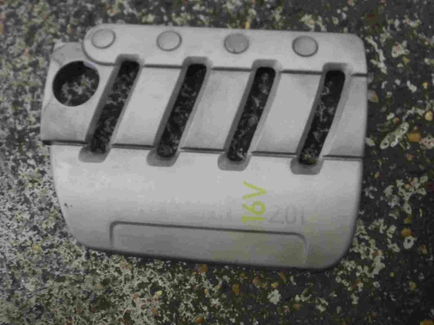 Renault Scenic 2003-2009 2.0 16v Engine Cover Plastic 8200080989