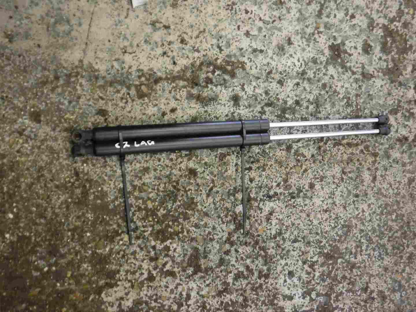 Renault Laguna 2001-2005 Boot Tailgate Struts Gas 8200003020