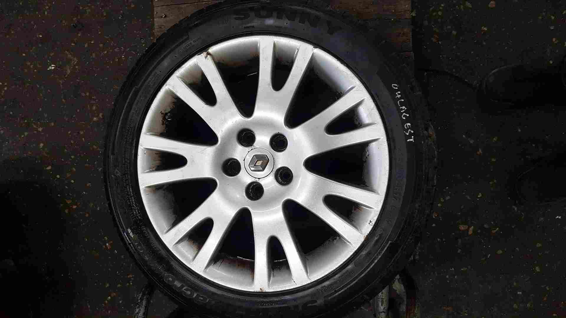 Thumb 7 Renault Laguna 2001-2005 Silverstone Alloy Wheel + Tyre 215 50 17 7Mm Tread 3/5