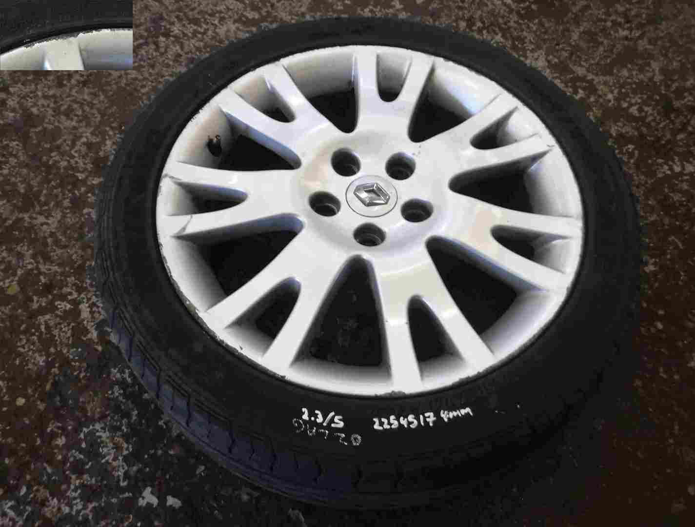 Renault Laguna 2001-2005 Silverstone Alloy Wheel + Tyre 225 45 17 4mm Tread