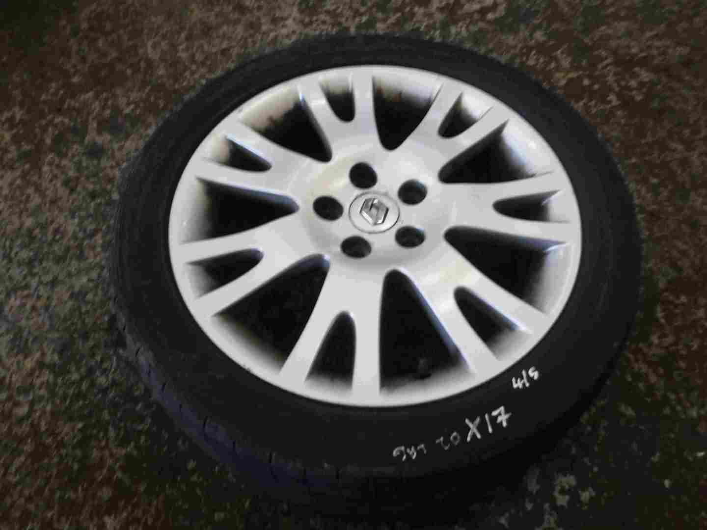 Renault Laguna 2001-2005 Silverstone Alloy Wheel 17 inch 4/5