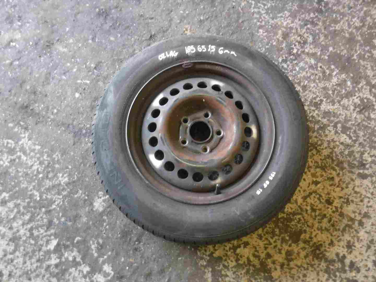 Renault Laguna 2001-2005 Steel Wheel Rim + Tyre 195 65 15 7mm
