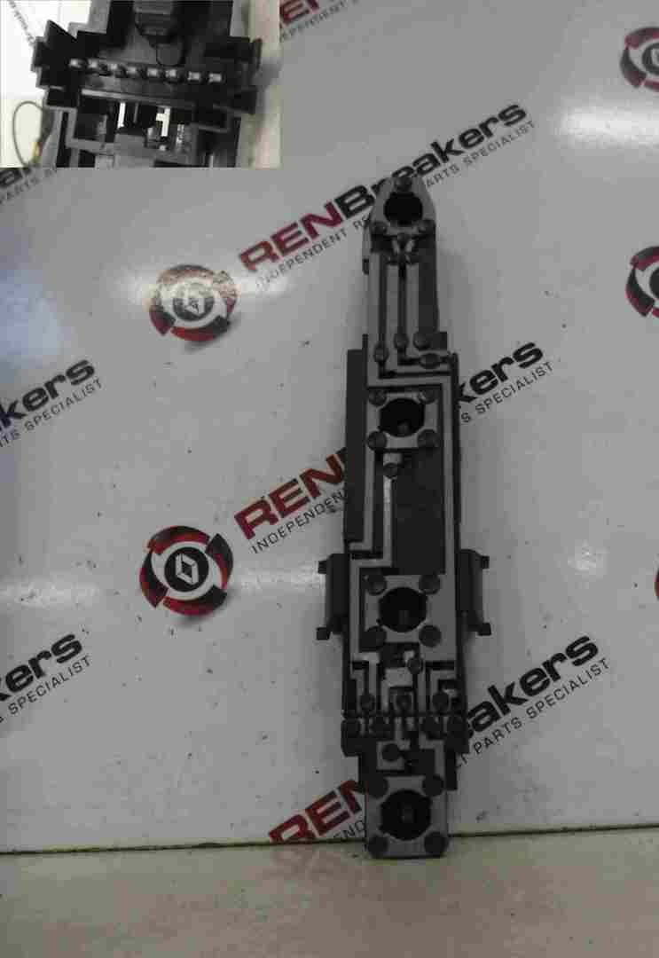 Renault Laguna Estate 1999-2000 Drivers OSR Rear Bulb Holder