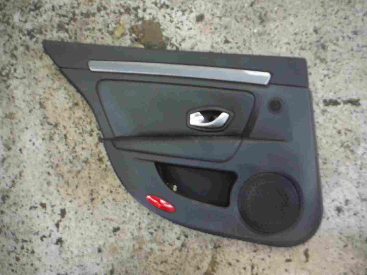 Renault Laguna Estate 2007-2010 Passenger NSR Rear Door Card