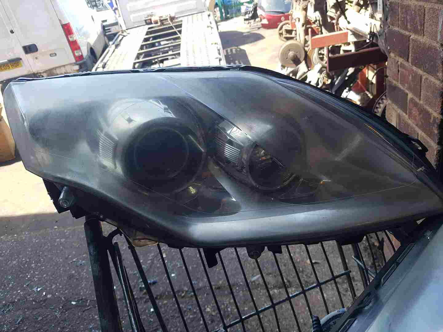 Thumb 4 Renault Laguna Estate MK3 2007-2010 Drivers OSF Front Headlight 260100034R