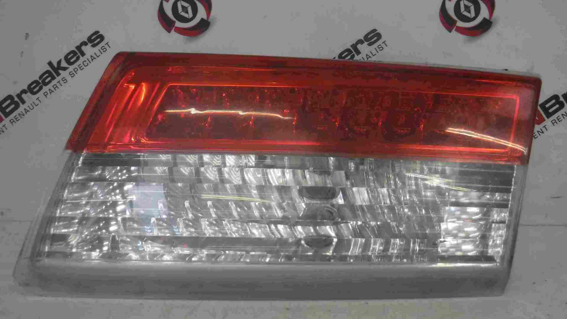 Renault Laguna Hatchback MK3 2007-2010 Boot Tailgate Drivers OSR Rear Light Lens