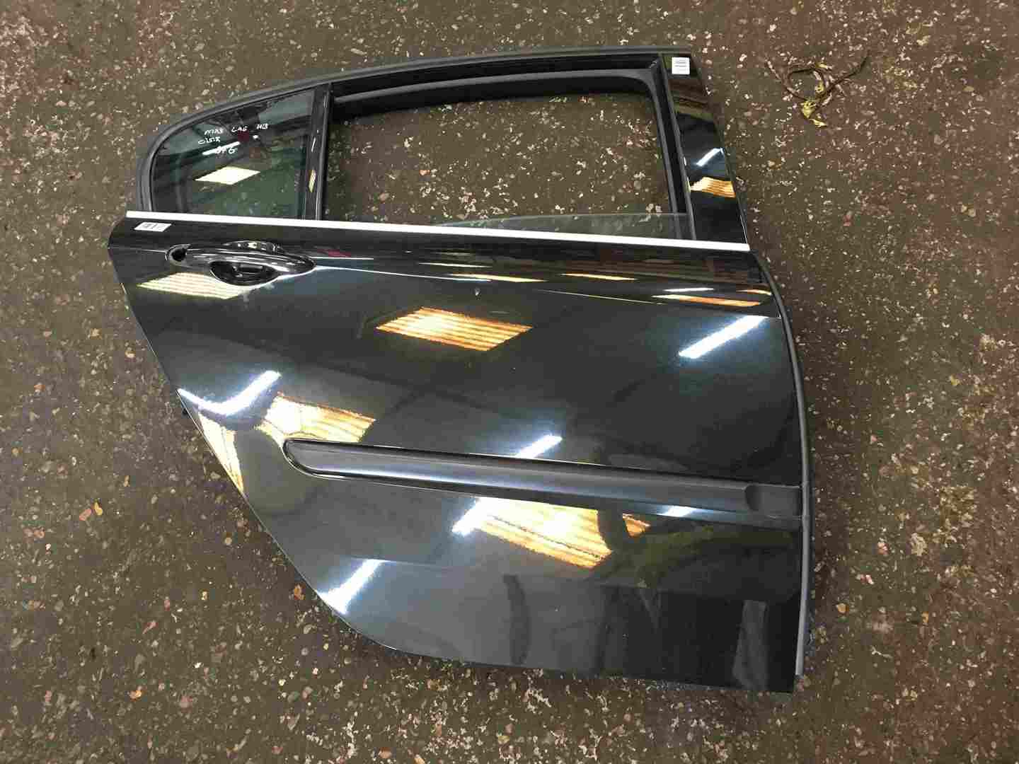 Renault Laguna Hatchback MK3 2007-2012 Drivers OSR Rear Door Black 676