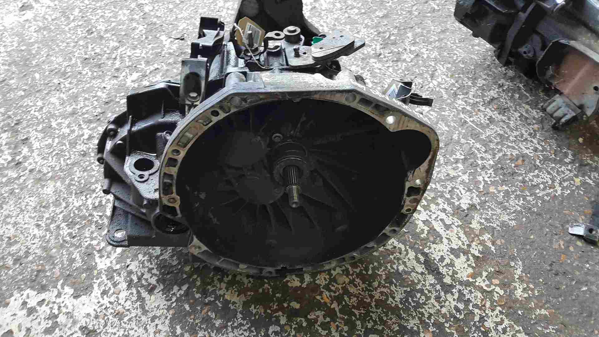 Thumb 2 Renault Laguna MK3 2007-2012 2.0 DCi 6 Speed Manual Gearbox PK6 004 PK6006