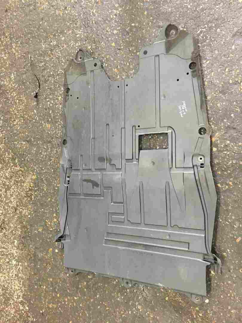 Renault Laguna MK3 2007-2012 2.0 DCi Engine Guard Drip Tray Undertray 758900009R