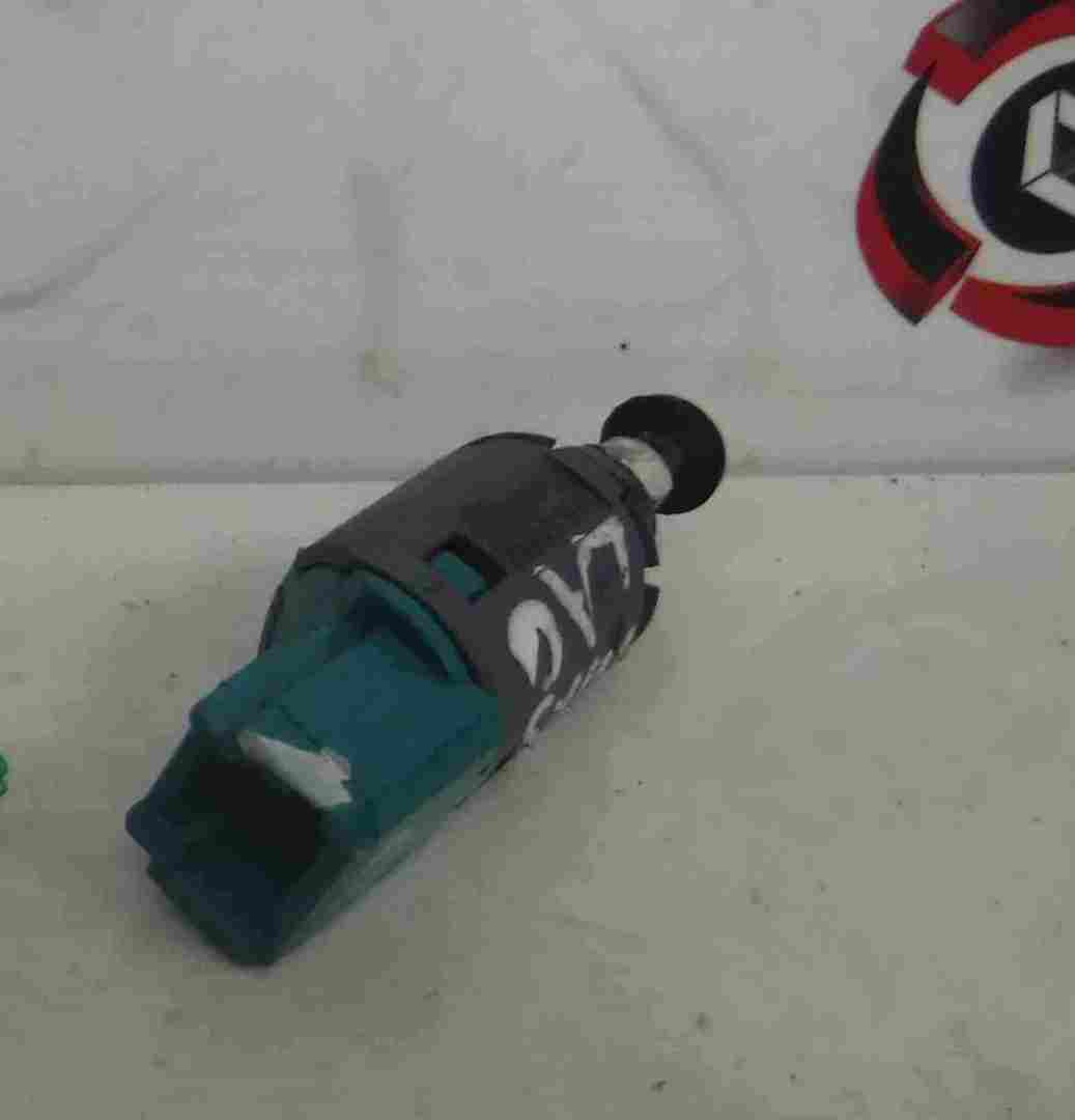 Renault Laguna MK3 2007-2012 Clutch Pedal Sensor 253250007R