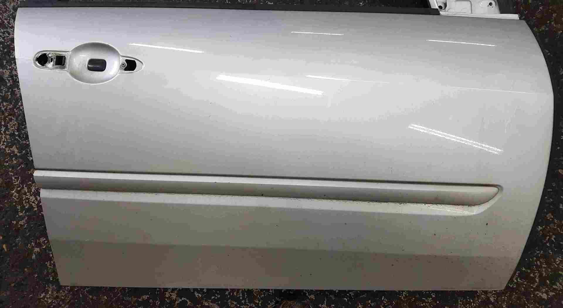 Thumb 2 Renault Laguna MK3 2007-2012 Drivers OSF Front Door Silver TED69
