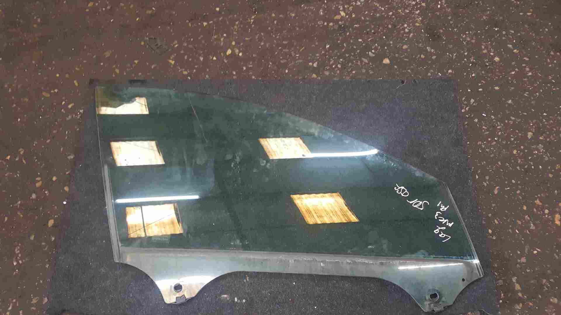 Thumb 2 Renault Laguna MK3 2007-2012 Drivers OSF Front Window Glass