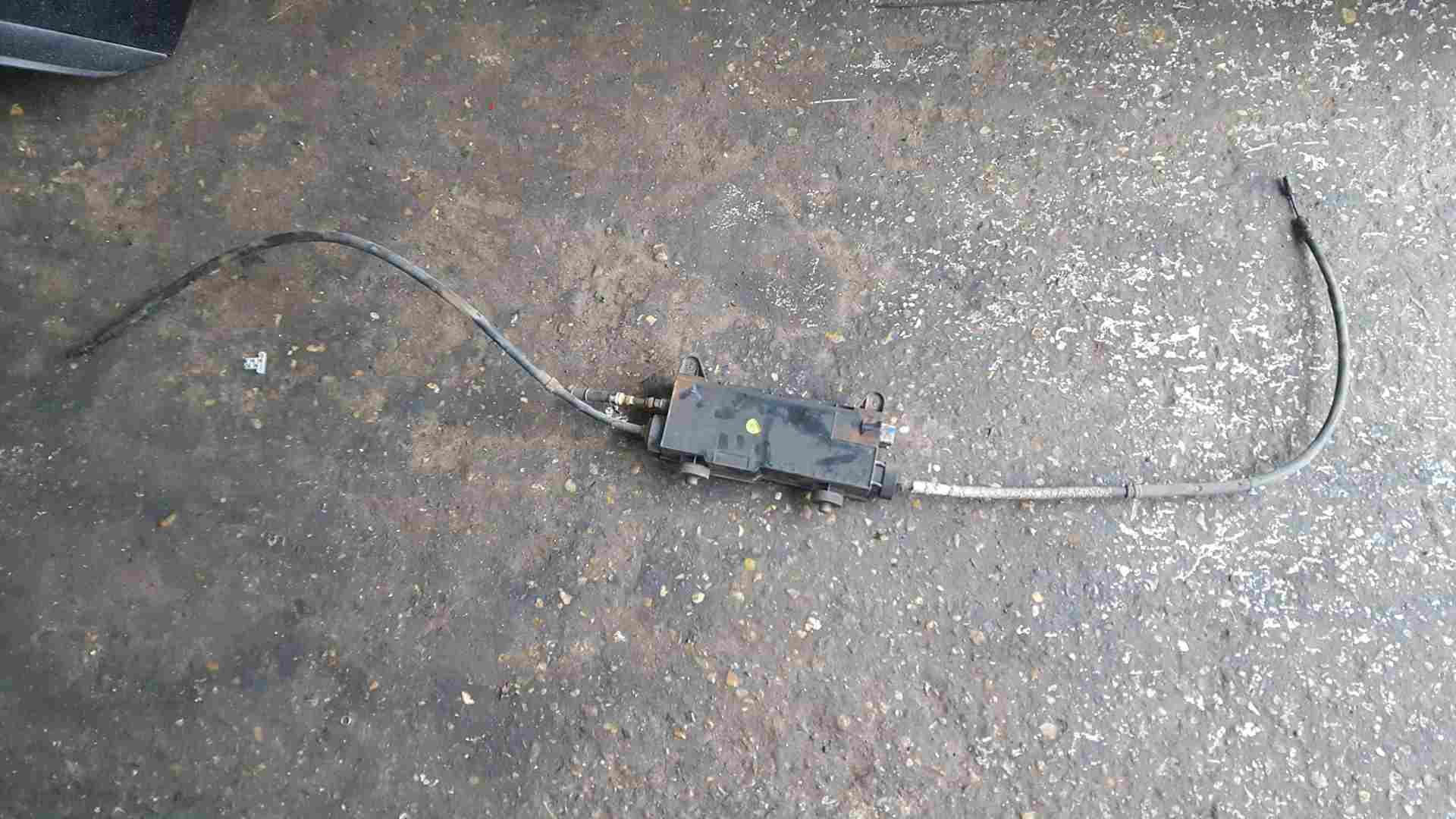 Thumb 6 Renault Laguna MK3 2007-2012 Electronic Handbrake Motor 360109753R 360109753r