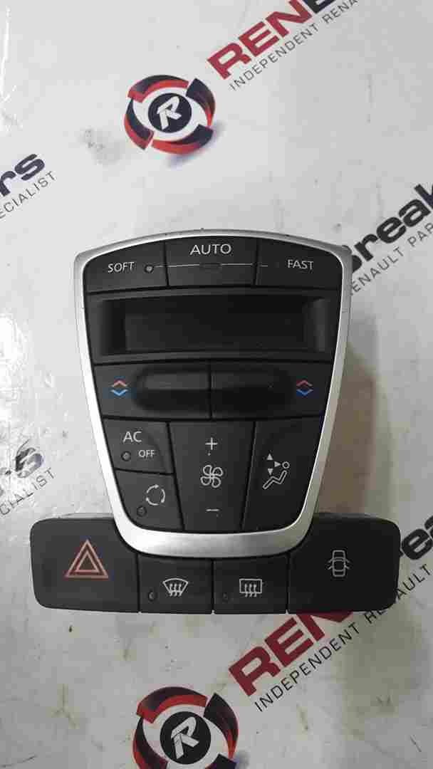 Thumb 5 Renault Laguna MK3 2007-2012 Heater Digital Controls Hazard Switch AIR Con
