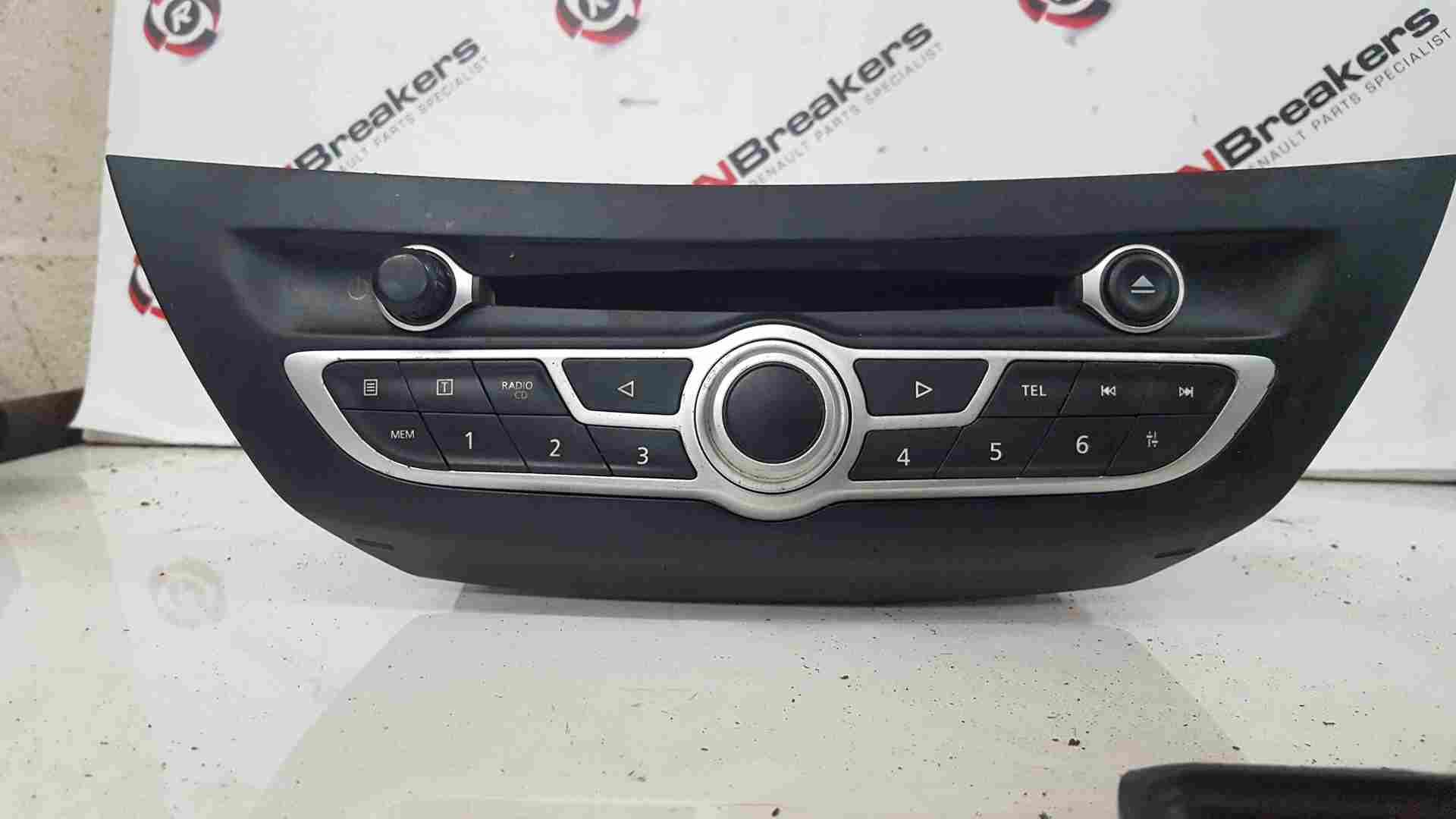 Renault Laguna MK3 2007-2012 Radio Cd Player TOM TOM 281156980R