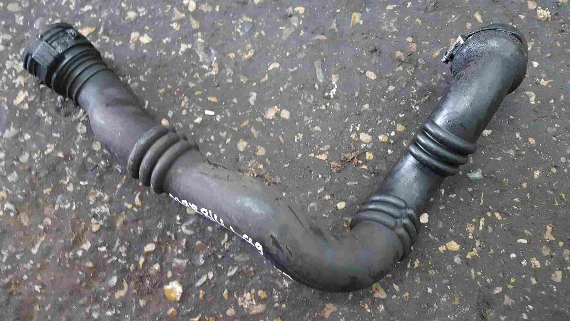 Thumb 3 Renault Laguna MK3 2010-2012 2.0 DCI Intercooler AIR Intake Pipe 8200551943
