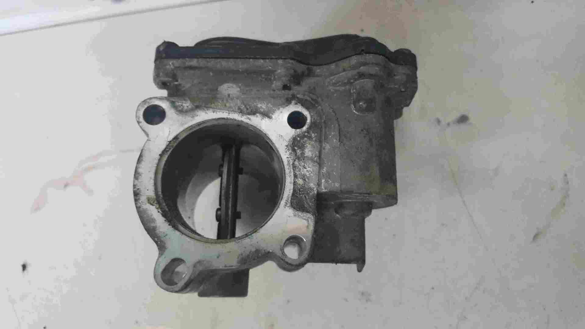Thumb 2 Renault Laguna Trafic 2007-2012 2.0 DCi Throttle Body M9R 808 8200987453
