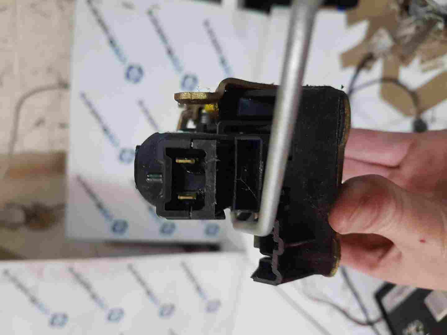 Renault Master 2003-2010 Drivers OSF Front Door Lock Mechanism