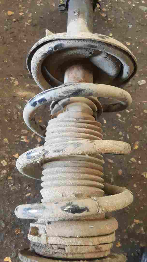 Thumb 2 Renault Master 2010-2018 2.3 DCi Drivers OSF Front Spring Suspension Leg