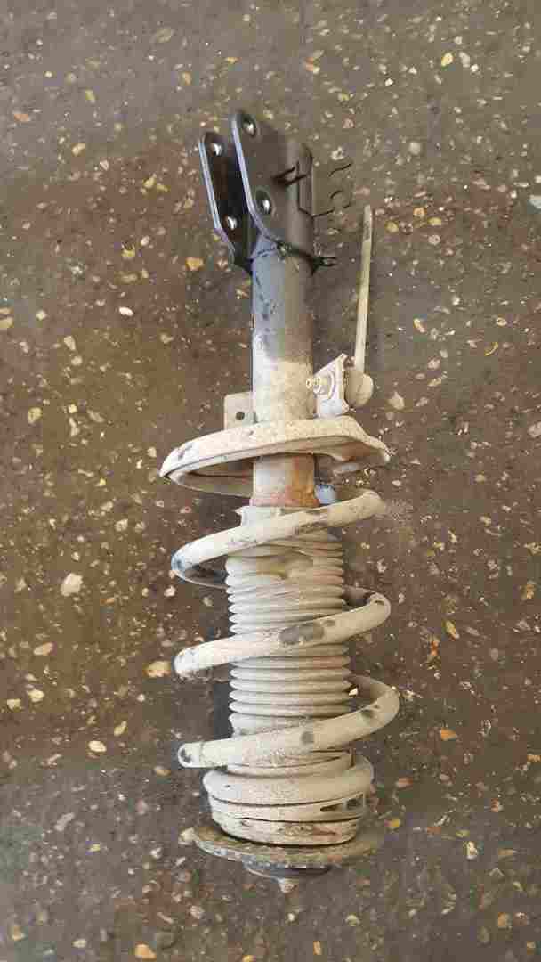 Thumb 4 Renault Master 2010-2018 2.3 DCi Drivers OSF Front Spring Suspension Leg
